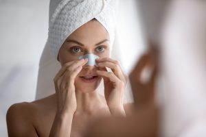 Prawidłowe oczyszczanie twarzy w domu