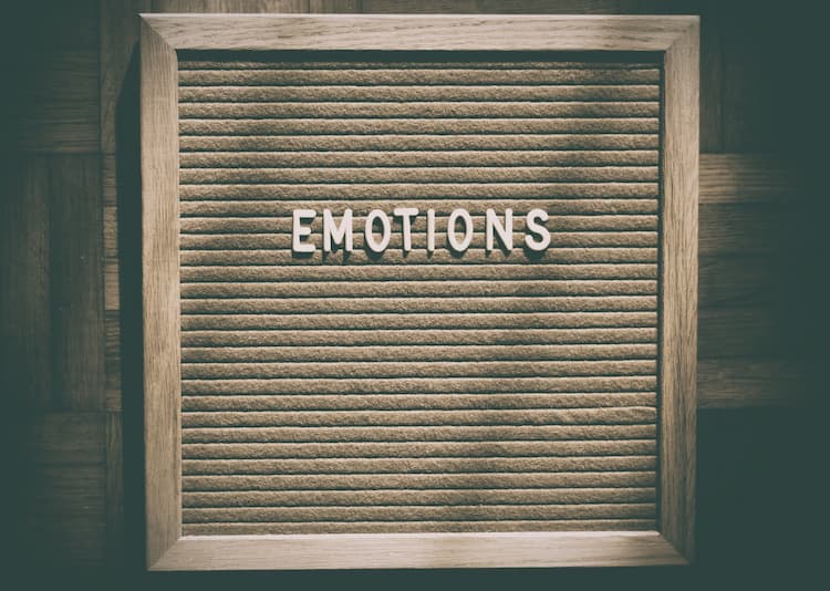 Jak nauczyć się wykorzystywać własne emocje