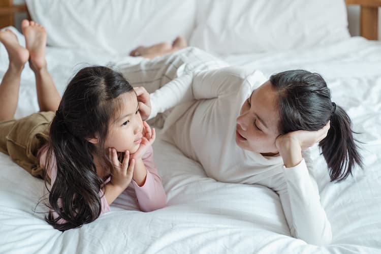 Dlaczego rozmowa z matką o seksie jest tak ważna dla córki